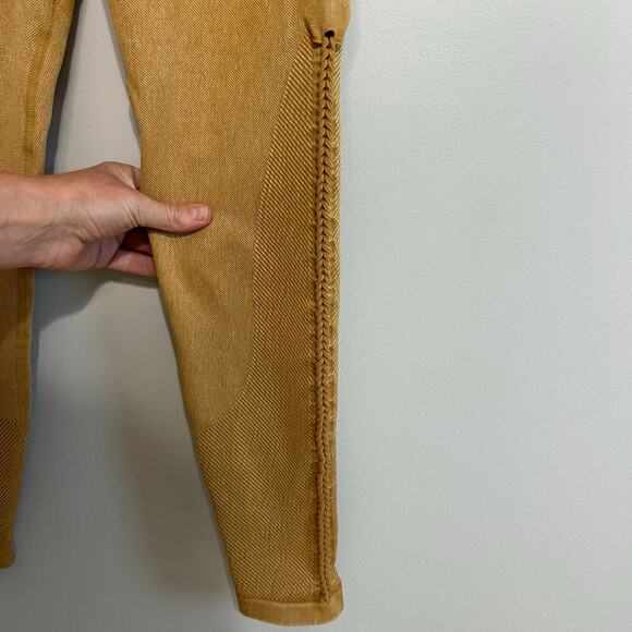 Aerie Offline Mustard Yellow Textured High Rise Leggings Women’s Size Medium - Picture 3 of 7